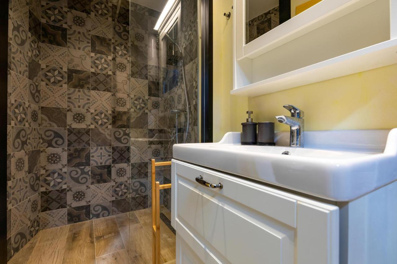 Casa Wau Apartment โรวีน ภายนอก รูปภาพ